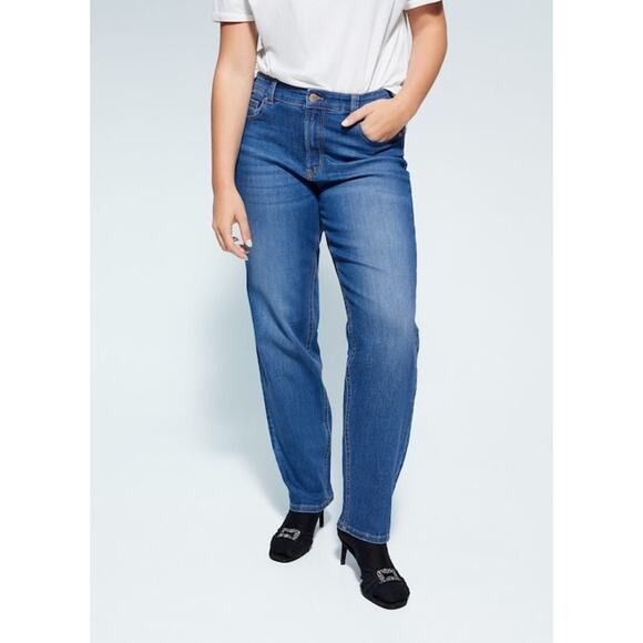 Violetta Women Ely Relaxed Jeans - Picture 1 of 7